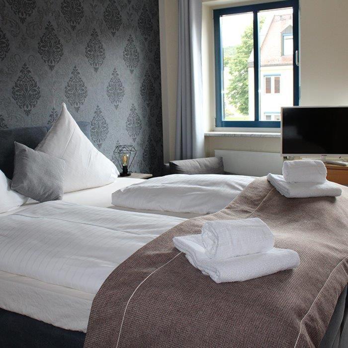 Stadthotel เดกเกนดอร์ฟ ภายนอก รูปภาพ